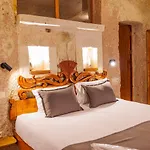 Hotel Canyon Cave