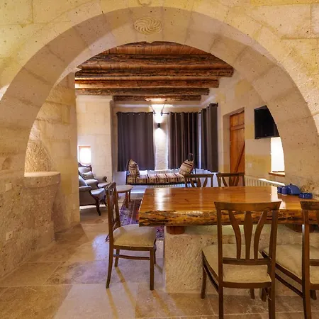 Hotel Canyon Cave