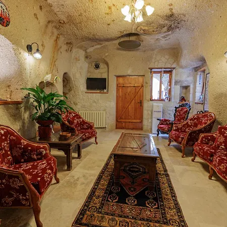 Hotel Canyon Cave 3*