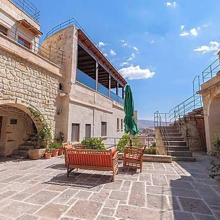 فندق Canyon Cave أوروغوبْ