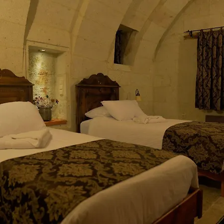 Hotel Canyon Cave